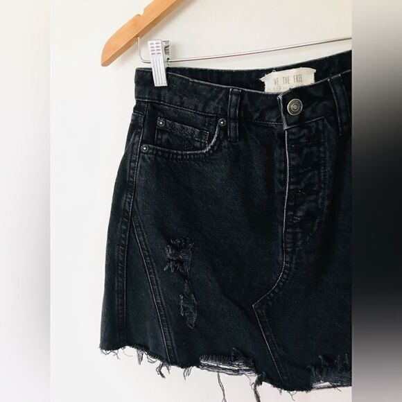 free People | Black A-Line Distressed Denim Mini Skirt | size 26 - Picture 5 of 6